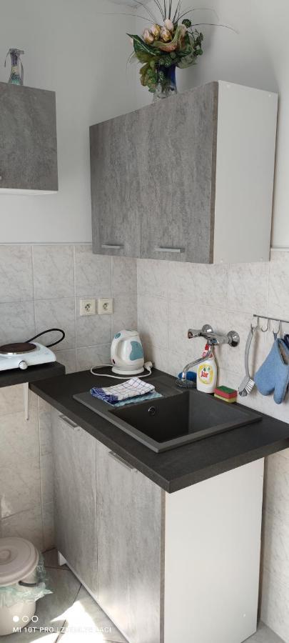 Hodosi Apartman Appartement Veľký Meder Buitenkant foto