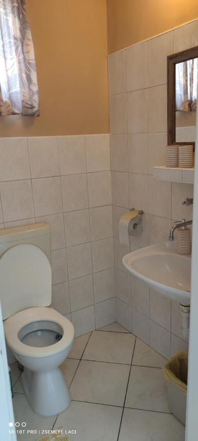Hodosi Apartman Appartement Veľký Meder Buitenkant foto