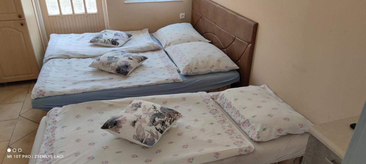 Hodosi Apartman Appartement Veľký Meder Buitenkant foto
