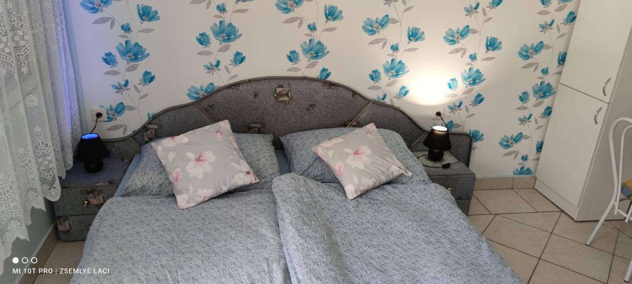 Hodosi Apartman Appartement Veľký Meder Buitenkant foto