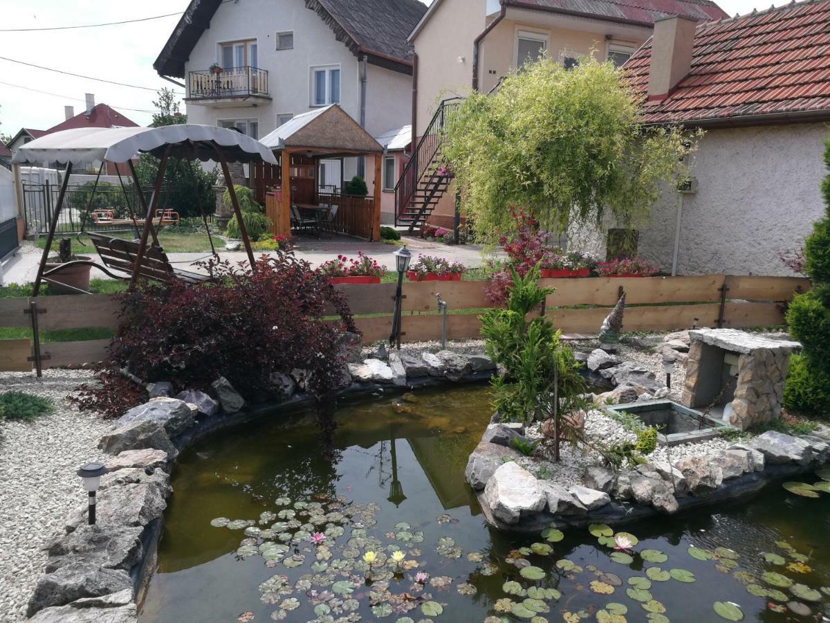 Hodosi Apartman Appartement Veľký Meder Buitenkant foto